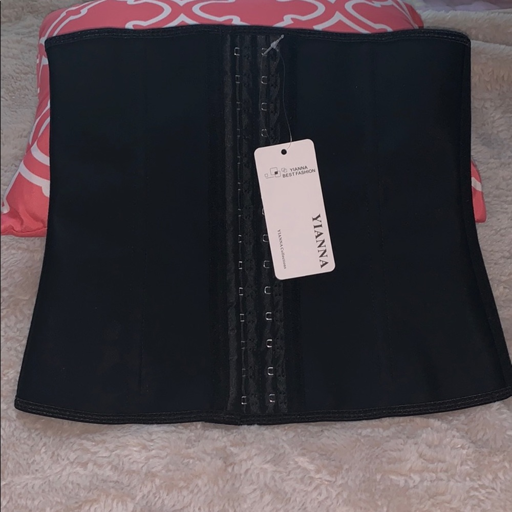 Underbust